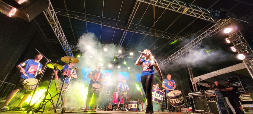 Foto 21 de 49 — ​Primeira noite do Esperança Luz encanta multidão em Boa Esperança